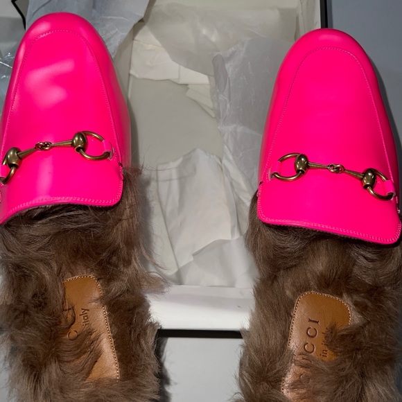 NIB Men’s GUCCI Princetown Mules Fur Lined Leather Slipper Fuchsia Pink Size 9 - Picture 6 of 9